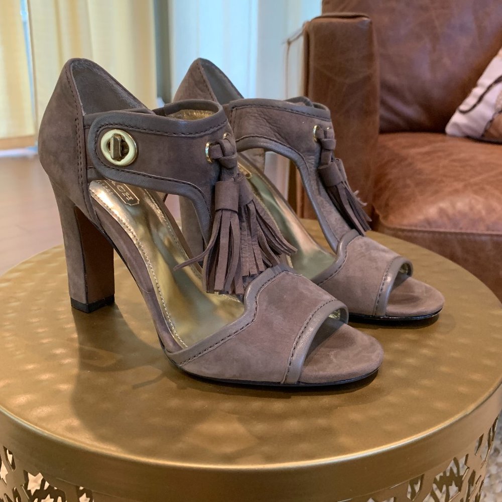 *Gently Used* COACH Suede 3.5 inch Heels, Size 6